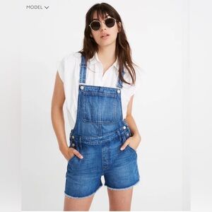 Madewell Adirondack Short Overalls in Denville Wash